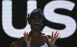 Venus Williams of the U.S. celebrates winning her match against Coco Vandeweghe  (REUTERS/Thomas Peter) 