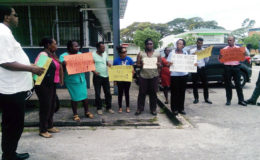 UG staff protesting the delay in pay negotiations
