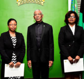 President David Granger poses with the two newly sworn in Justices of Appeal (from left) Roxane George-Wiltshire  and Justice Dawn Gregory. (Ministry of the Presidency photo) 