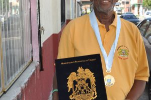 Blackmore receives medal, Diploma of Honour from Trujillo Municipality