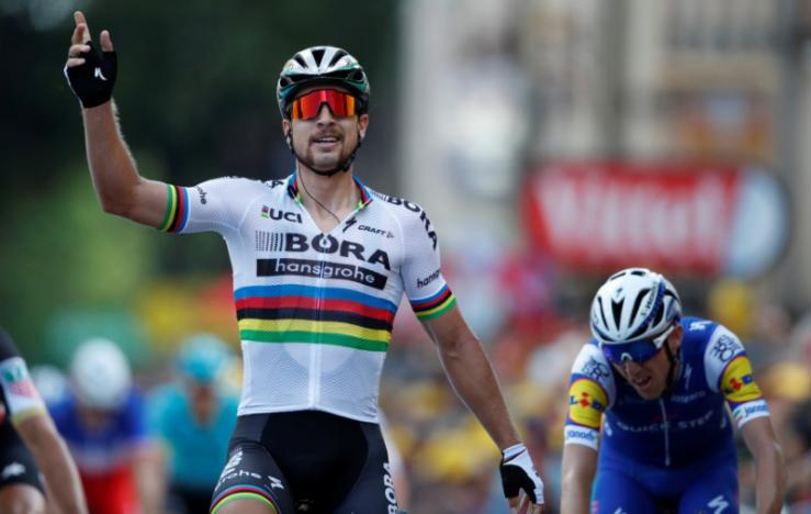 Sagan powers to Tour stage win despite pedal glitch in final sprint ...