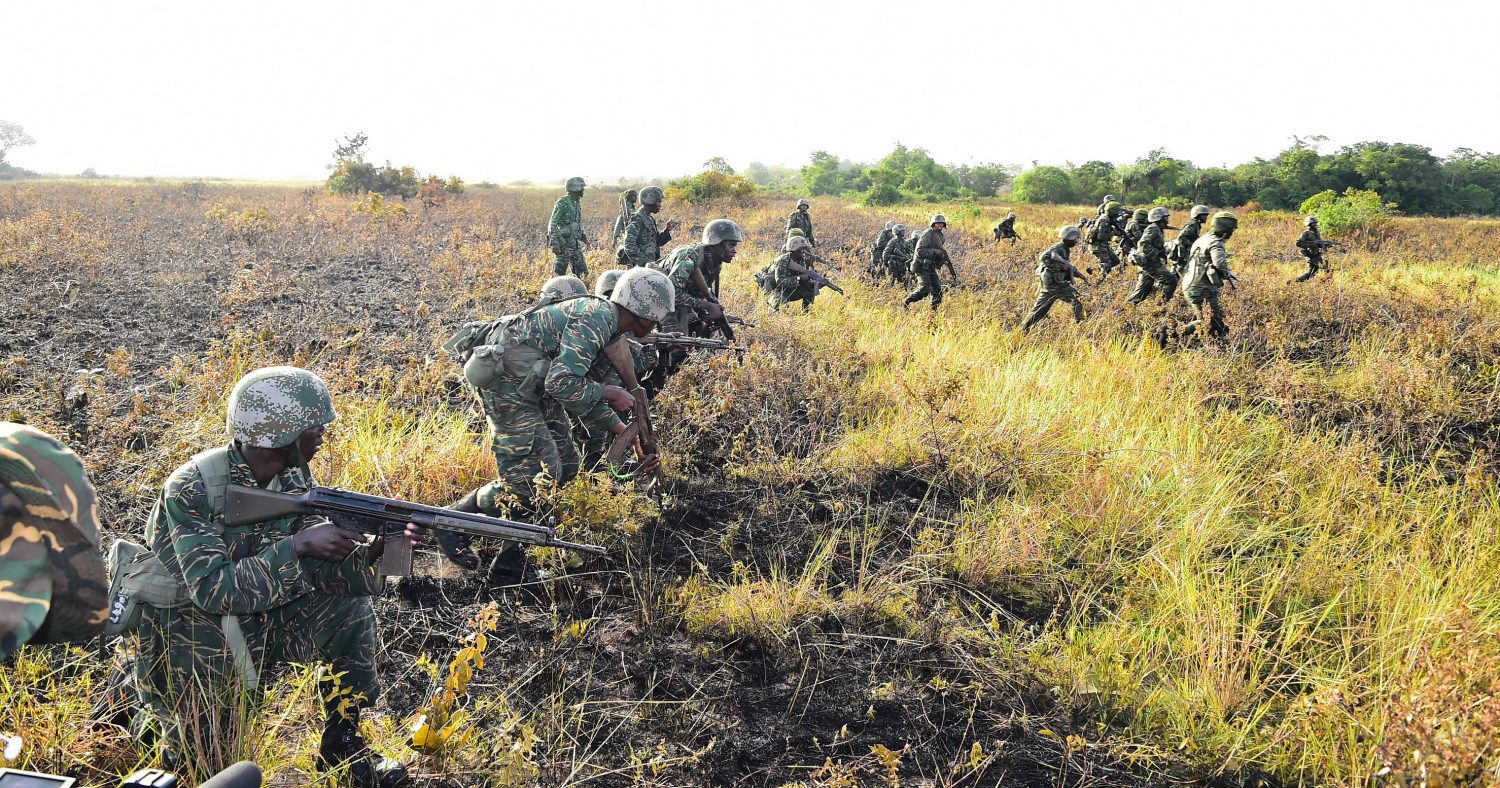 Final attack: Ranks of the Guyana Defence Force during the final attack of field tactical exercise “Ironweed” at the Colonel John Clarke Military School at Tacama yesterday. (Ministry of the Presidency photo)