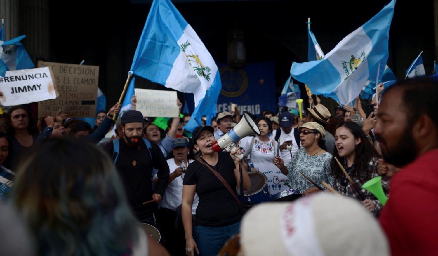 Demonstrators protest against Guatemalan President Jimmy Morales in front of the National Palace in Guatemala City, Guatemala, August 27, 2017.
Fabricio Alonzo (Reuters photo)
