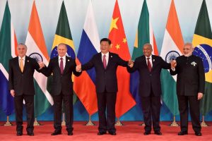 (L-R) Brazil’s President Michel Temer, Russian President Vladimir Putin, Chinese President Xi Jinping, South Africa’s President Jacob Zuma and Indian Prime Minister Narendra Modi pose for a group photo during the BRICS Summit at the Xiamen International Conference and Exhibition Center in Xiamen, southeastern China’s Fujian Province, China September 4, 2017. REUTERS/Kenzaburo Fukuhara/Pool