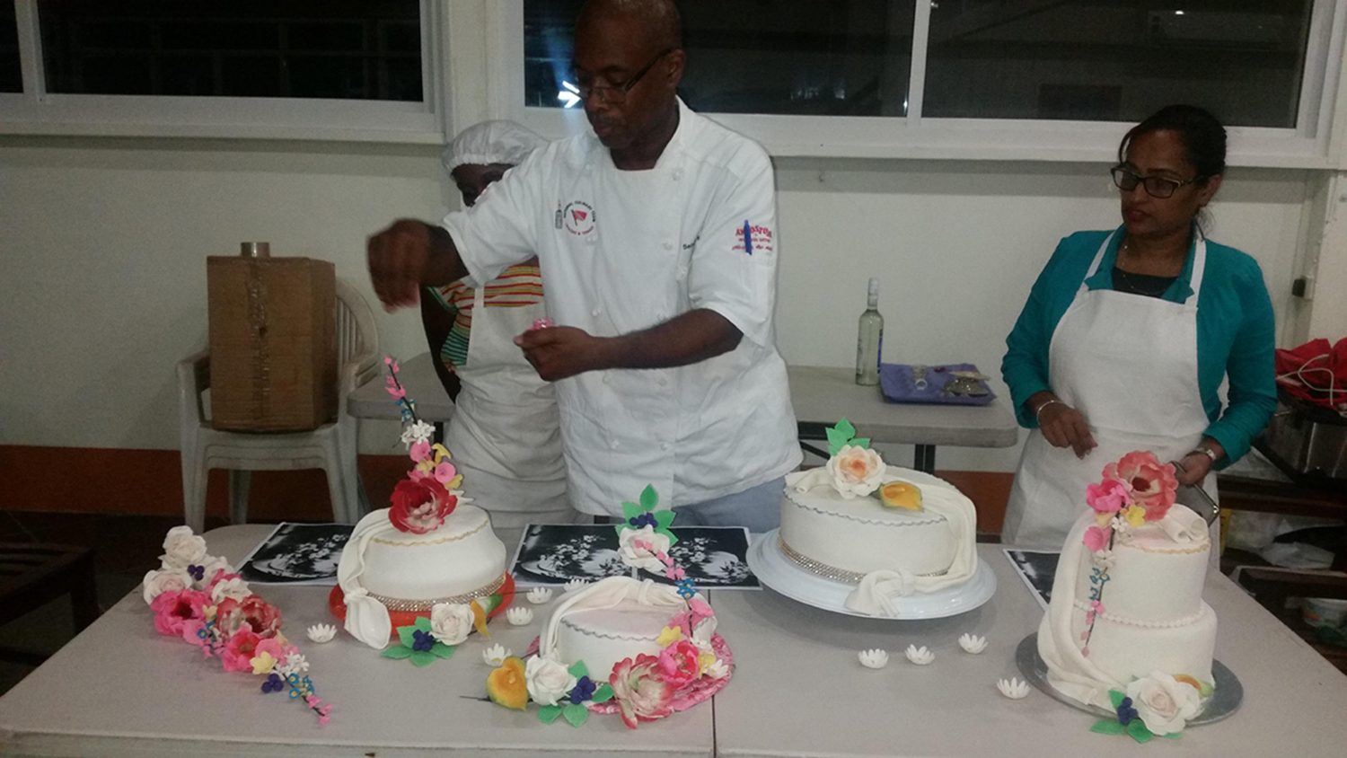 Experiencing the fabulous art of cake-making