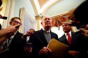 Senator Lamar Alexander (R-TN) speaks to reporters on following a policy luncheon on Capitol Hill in Washington, U.S. Oct. 17, 2017. (REUTERS/Eric Thayer)
