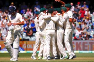Australia’s Mitchell Starc celebrates with team mates after bowling England’s Jonny Bairstow to win the second Ashes cricket test match. REUTERS/David Gray