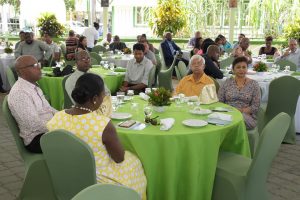 President David Granger yesterday hosted his traditional Media Brunch for journalists of both the private and public media at State House.
Attendees at the brunch (Ministry of the Presidency photo)
