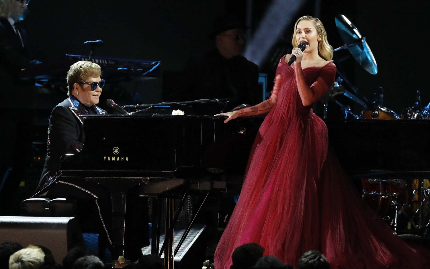 Elton John and Miley Cyrus perform “Tiny Dancer.” REUTERS/Lucas Jackson