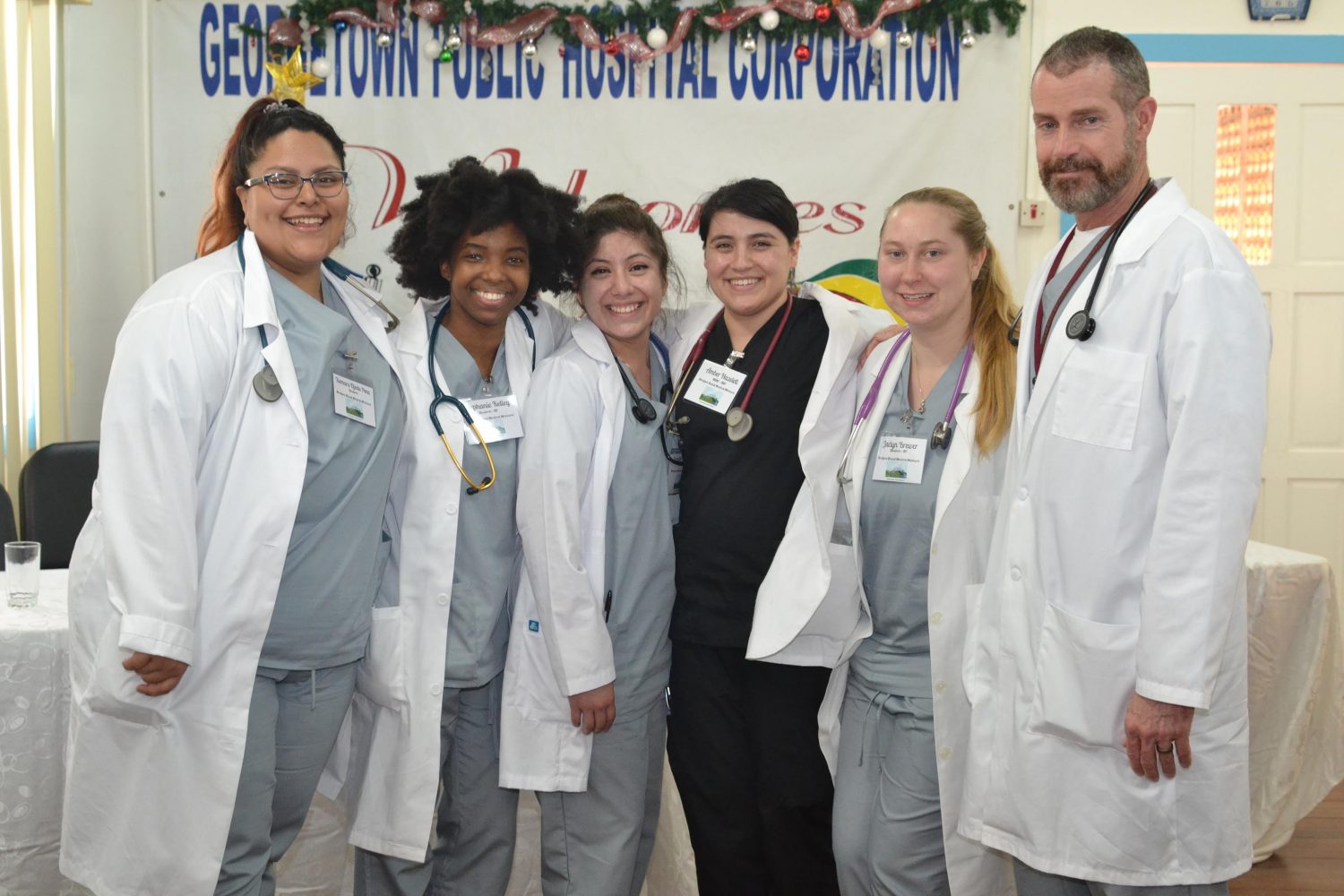 The team of respiratory care students along with one of the respiratory therapists of the Texas State University (DPI photo)