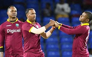 LONDON,  CMC – West Indies have slipped to fifth in the ICC Twenty20 rankings, following their 2-0 defeat to New Zealand in the three-match series which ended yesterday.
The reigning World champions slumped to a 119-run defeat at Bay Oval in Mount Maunganui to end a wretched series where they failed to win any of the internationals across the Tests and one-dayers.
West Indies began the series fourth but lost five points to sit on 115 points, and are now below fourth-placed England who they beat in the final of the Twenty20 World Cup in 2016.
The Windies went down by 47 runs in the opening match in Nelson while the second game was rained off after only nine overs in Mount Maunganui.
Since capturing the T20 World Cup, the Windies have now lost nine of their last 17 outings, including every full series against a higher-ranked nation.
New Zealand, meanwhile, have overtaken Pakistan as the top-ranked side in the format, following their series triumph.
They gained six points to move to 126 points, now two clear of the second placed Pakistanis, with India third on 120 points.
South Africa are sixth on 112 points, Australia lie seventh on 111 while Sri Lanka are eighth on 88 but only two points ahead of minnows Afghanistan in ninth.