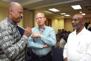 Former Jamaican Prime Minister Bruce Golding (centre), chair of the 2016 Caricom/CARIFORUM relations review commission in discussions with Vice Chancellor of the University of the West Indies (UWI), Professor Sir Hilary Beckles (left); and former assistant secretary general, Caricom, Ambassador Byron Blake, at Friday’s vice chancellor’s forum on the report, held at the UWI’s regional headquarters in Mona, St Andrew.
