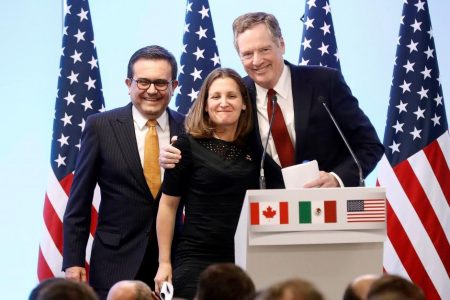 Mexican Economy Minister Ildefonso Guajardo, Canadian Foreign Minister Chrystia Freeland and U.S. Trade Representative Robert Lighthizer smile during a joint news conference on the closing of the seventh round of NAFTA talks in Mexico City, Mexico yesterday. REUTERS/Edgard Garrido
