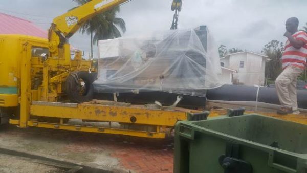 The new generator being offloaded (DPI photo)