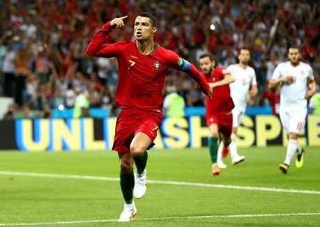 Cristiano Ronaldo scores incredible hat trick to send Portugal to World Cup