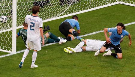 Uruguay’s Edinson Cavani celebrates scoring their third goal REUTERS/David Gray