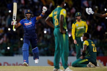 Sri Lanka’s Denesh Chandimal celebrates his team’s T20 win over South Africa. (Reuters photo)