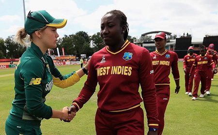 South Africa Women’s captain Dane van Niekerk (left) shakes hands with her opposite number Stafanie Taylor during last year’s ICC World Cup in England.
