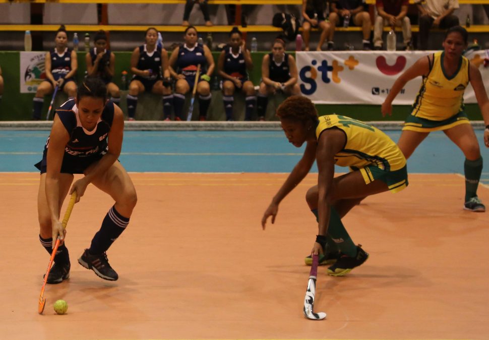 Flashback: GCC Tigers top scorer, Sonia Jardine (left) being challenged by national and Hikers striker Nicole Eastman (right) during their Women’s 1st Division clash in the GTT National Indoor Hockey Championship last year. 