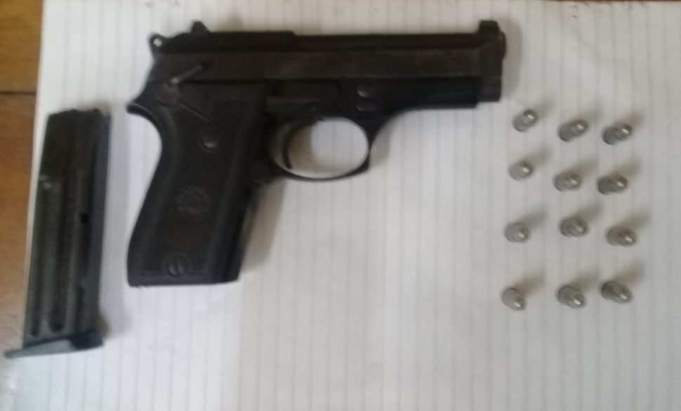 A dog food vendor, of ‘E’ Field, Sophia, was arrested yesterday after police discovered an unlicensed .32 Taurus pistol with 12 live matching rounds in his possession. Police, in a statement, yesterday said the gun and ammunition in the picture were found at about 10.45 am after ranks raided the ‘E’ Field home. The 25-year-old man is currently being processed for the court. 