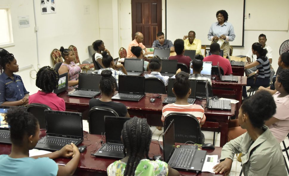 Representative of the Office of the First Lady, Lieutenant Colonel Yvonne Smith, addresses the participants of the BIT-ICT training programme (Ministry of the Presidency photo)