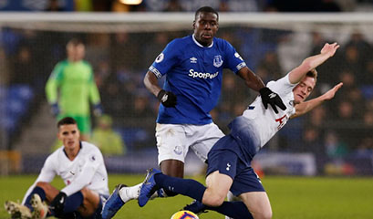 Everton’s Kurt Zouma in action with Tottenham’s Oliver Skipp REUTERS/Andrew Yates.
