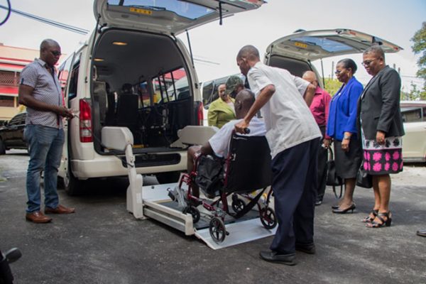 The lift being demonstrated (DPI photo)