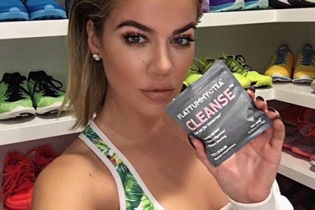 Khloé Kardashian advertising the ‘flat tummy-tea’ product.