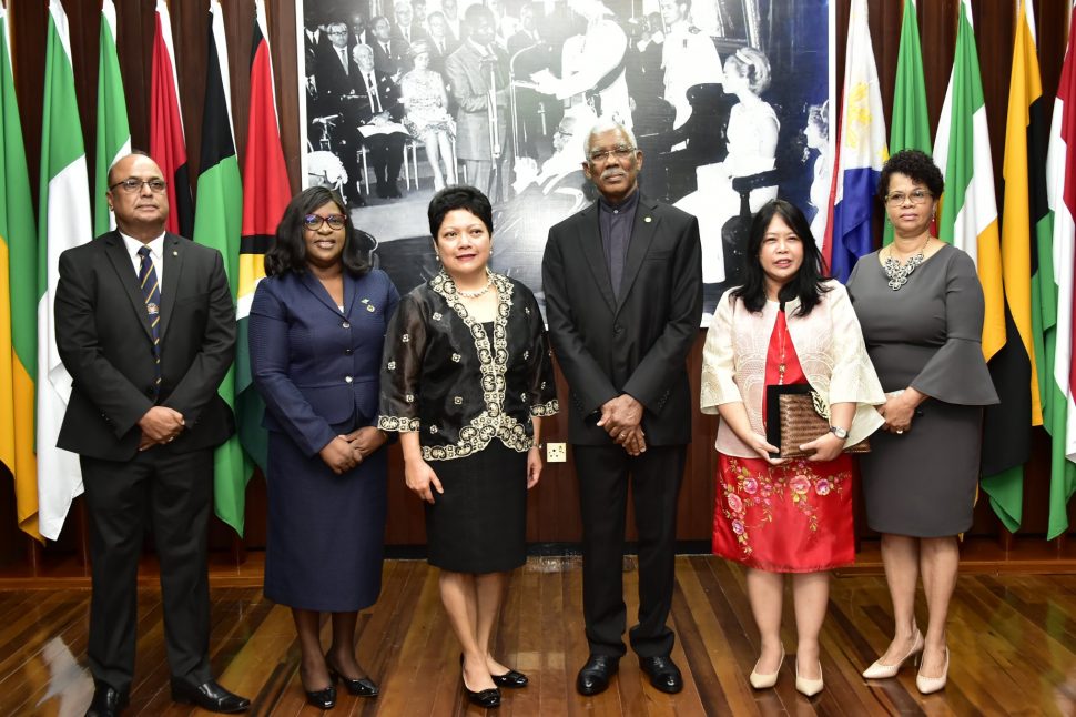 President David Granger, third from right, today, accepted the Letters of Credence from  Marichu Mauro, fourth from right, accrediting her as the new non-resident Ambassador of the Republic of the Philippines to Guyana. (Ministry of the Presidency photo)