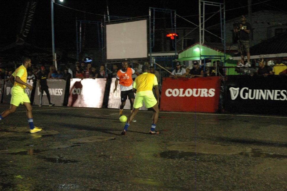 Scenes from the Swag Entertainment [yellow] and Presidential clash in the Guinness ‘Greatest of the Streets’ Linden Championship at the Mackenzie Market Tarmac
