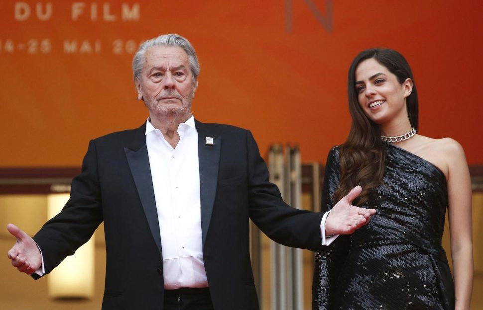 72nd Cannes Film Festival – Red Carpet Arrivals – Cannes, France, May 19, 2019. Alain Delon poses with his daughter Anouchka Delon before receiving his honorary Palme d’Or Award. REUTERS/Stephane Mahe
