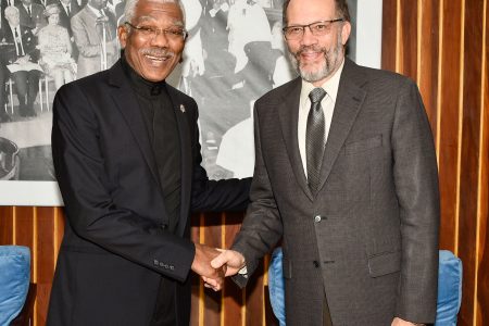 President David Granger (left) with Secretary-General of CARICOM, Irwin LaRoque (Ministry of the Presidency photo)
