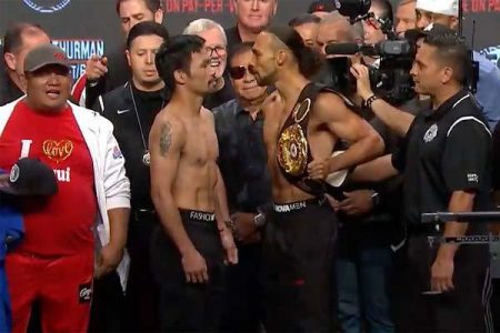 Manny Pacquiao, left, and Keith Thurman at Wednesday’s weigh in. (Fightnews photo)
