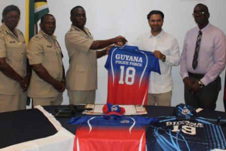 The Guyana Police Force last Thursday received a donation of 30 sets of uniforms for its cricket team. In a simple handing over in the Commissioner’s Conference Room, Detective Sheryar Hussain of the New York Police Department (NYPD) on behalf of the Guyanese American Law Enforcement Association/Randolph Holder/Star Sports, presented the items to Commissioner of Police Leslie James, in the presence of Deputy Commissioners Paul Williams, Maxine Graham, and Nigel Hoppie, who is the current Chairman of the Police Cricket Section.
Also present were Commander of ‘D’ Division, Senior Superintendent Edmond Cooper and Personal Assistant to the Commissioner and Head of Staff, Superintendent Alistair Roberts.
Hussain had made a similar donation of cricket gear to the police in March. Commissioner James on receiving the uniforms, expressed gratitude to the donors for the donation which he said will be utilised for the intended purpose.
