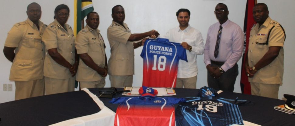 The Guyana Police Force last Thursday received a donation of 30 sets of uniforms for its cricket team. In a simple handing over in the Commissioner’s Conference Room, Detective Sheryar Hussain of the New York Police Department (NYPD) on behalf of the Guyanese American Law Enforcement Association/Randolph Holder/Star Sports, presented the items to Commissioner of Police Leslie James, in the presence of Deputy Commissioners Paul Williams, Maxine Graham, and Nigel Hoppie, who is the current Chairman of the Police Cricket Section.
Also present were Commander of ‘D’ Division, Senior Superintendent Edmond Cooper and Personal Assistant to the Commissioner and Head of Staff, Superintendent Alistair Roberts.
Hussain had made a similar donation of cricket gear to the police in March. Commissioner James on receiving the uniforms, expressed gratitude to the donors for the donation which he said will be utilised for the intended purpose.
