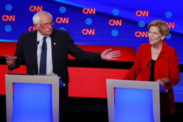 Sanders (left)  and Warren defended progressive policies in U.S. Democratic debate (Reuters photo)