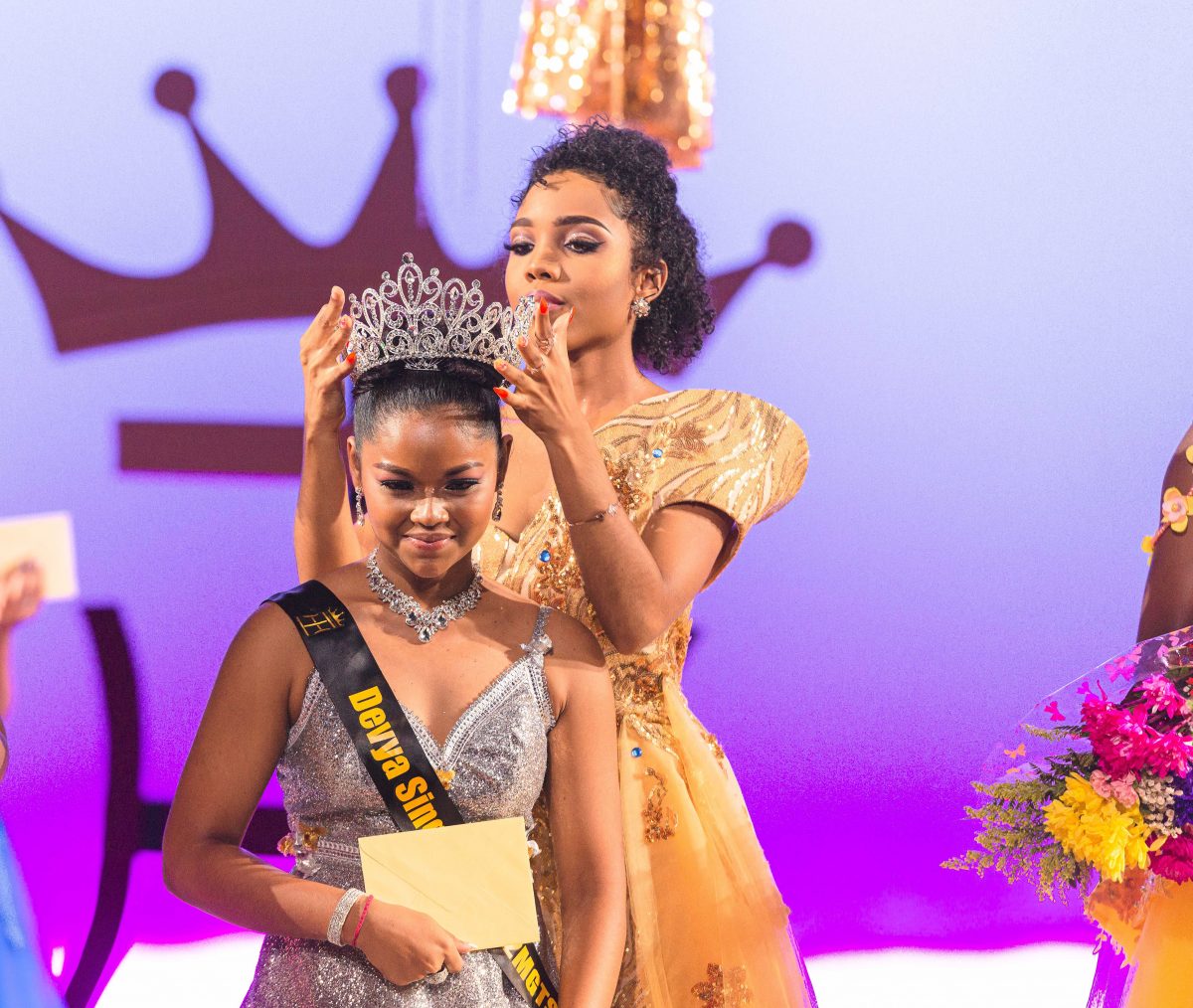  Devya crowned by Miss Guyana Talented Teen 2016, Aliya Wong.
