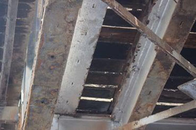 A rusted section under the Wismar-Mackenzie Bridge in 2017 (SN file photo)
