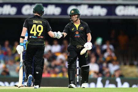Smith (left) and Warner guidef Australia to series win over Sri Lanka
