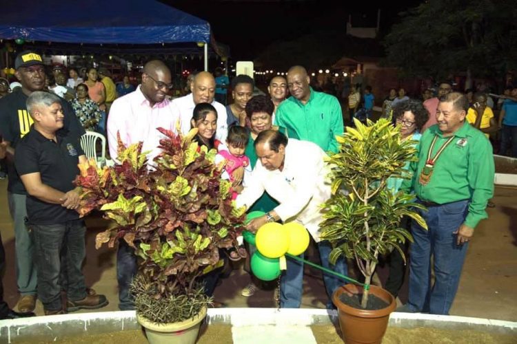 Prime Minister Moses Nagamootoo along with other government officials during the commissioning of the Barrack Retreat Corridor road in Lethem (DPI photo)