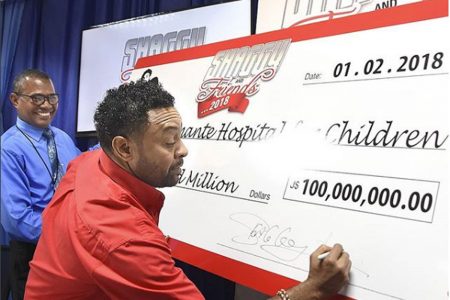 Shaggy had presented $100 million to the Bustamante Hospital for Children