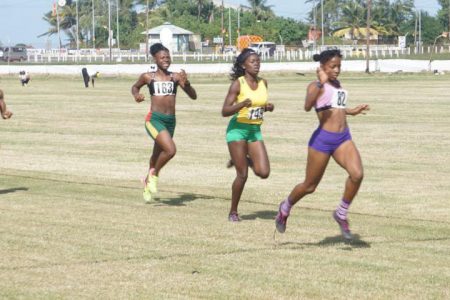 Brianna Charles, a finalist in the Girls U-17 100m final at CARIFTA Games last year, got her season off to a perfect start, winning the 300m female race. (Emmerson Campbell photo)