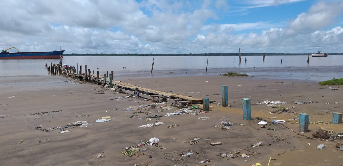 The makeshift jetty where passengers disembark at Springlands 