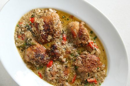Chicken in Coconut Milk (Photo by Cynthia Nelson)
