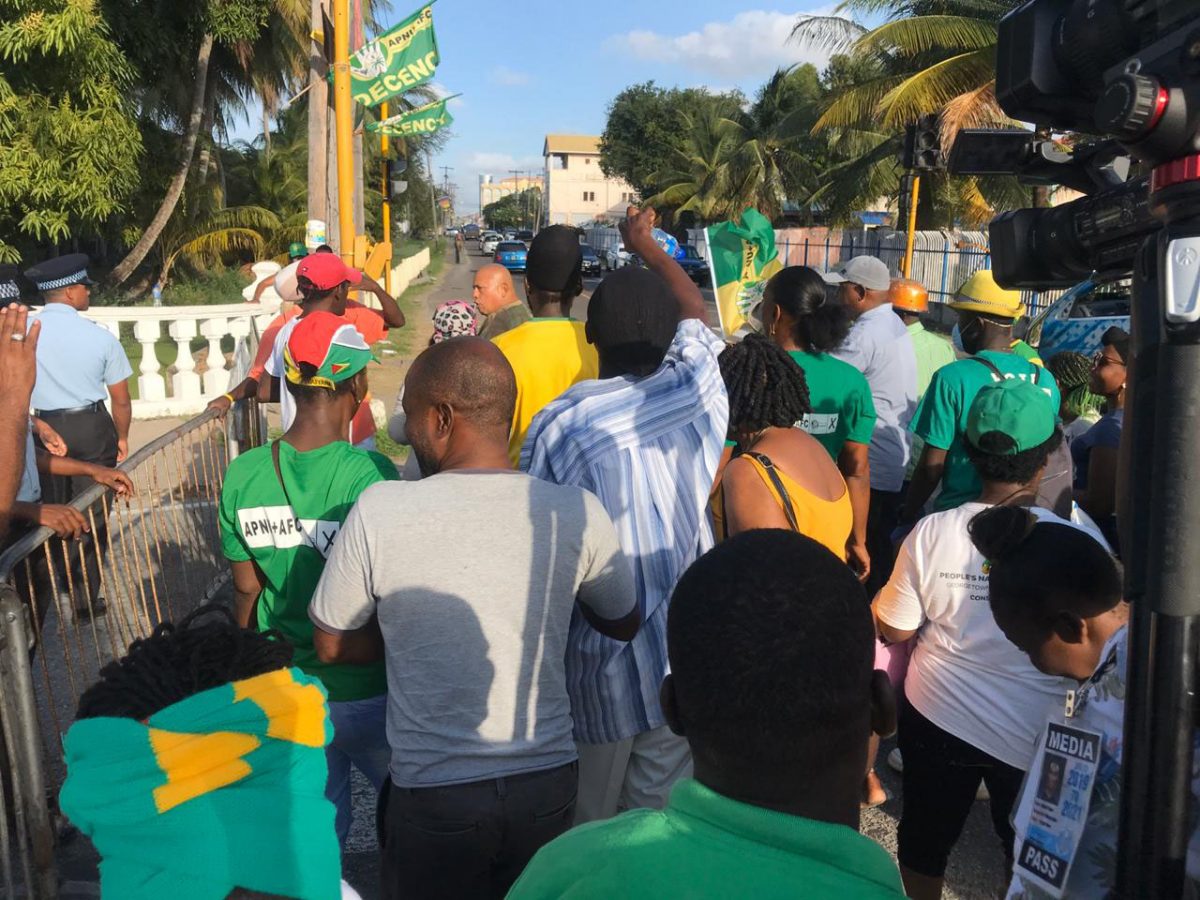 APNU+AFC supporters on Friday Afternoon rushed towards the police Barricade set up on High Street after they saw a man make his way beyond the barricade supposedly attempting to access the GECOM headquarters. Some supporters verbally attacked and assaulted the man. 