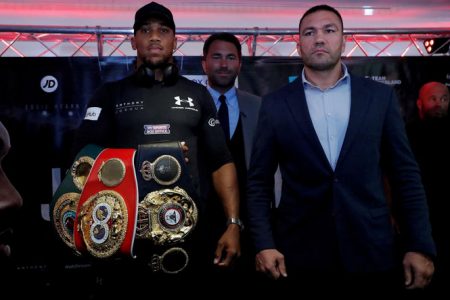 FILE PHOTO: Anthony Joshua and Kubrat Pulev pose during a press conference in September 2017.
Action Images via Reuters/Andrew Couldridge/File Photo
