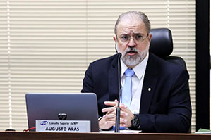 Prosecutor General
Augusto Aras