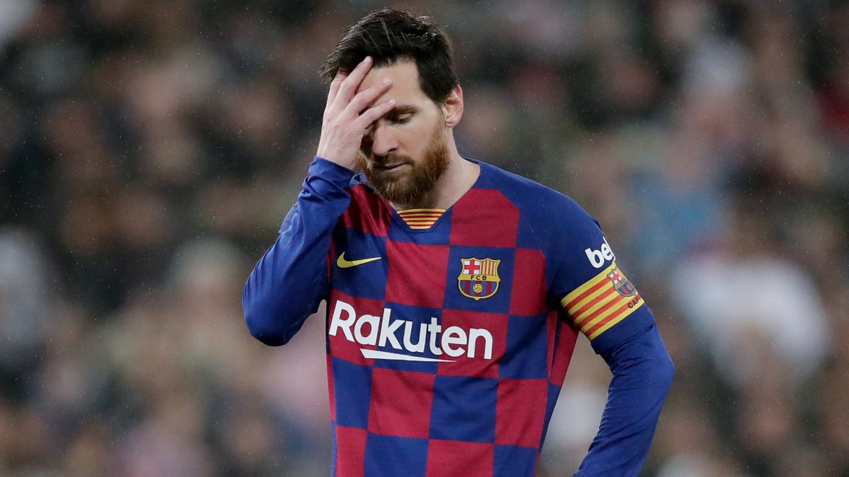 MADRID, SPAIN - MARCH 1: Lionel Messi of FC Barcelona disappointed  during the La Liga Santander  match between Real Madrid v FC Barcelona at the Santiago Bernabeu on March 1, 2020 in Madrid Spain (Photo by David S. Bustamante/Soccrates/Getty Images)