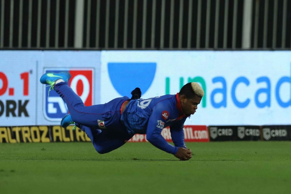 Shimron Hetmyer of Delhi Capitals takes a catch to dismiss Steve Smith captain of Rajasthan Royals during match 23 of season 13 of the Dream 11 Indian Premier League (IPL)  at the Sharjah Cricket Stadium, Sharjah in the United Arab Emirates yesterday. Photo by: Deepak Malik / Sportzpics for BCCI .
