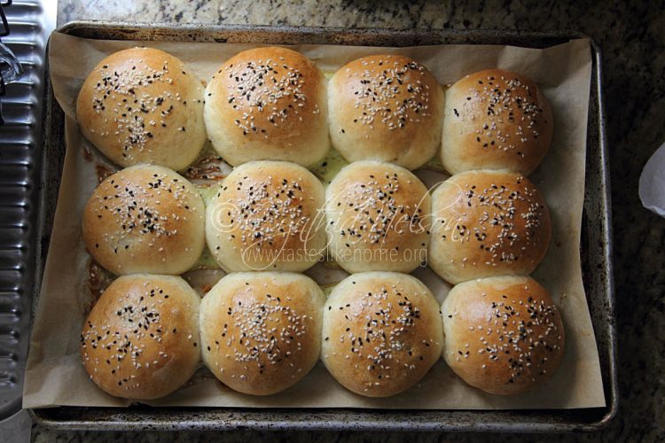 Bread-cassava Rolls (Photo by Cynthia Nelson)